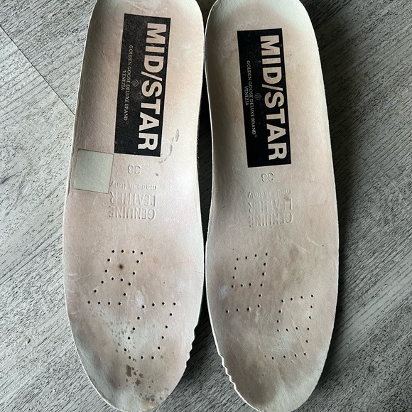 Golden goose mid star ❌SOLD❌
Bordeau trainer in Ametista Lame - Picture 3 of 8